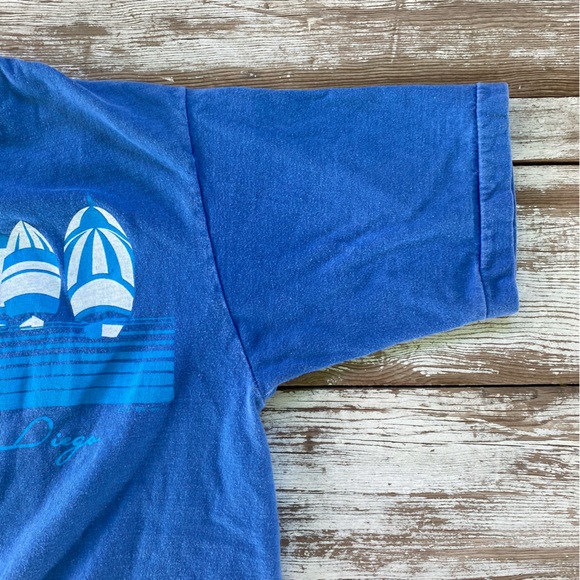 Vintage 80’s blue tourist t-shirt, San Diego and sailboats, size medium - Picture 9 of 10